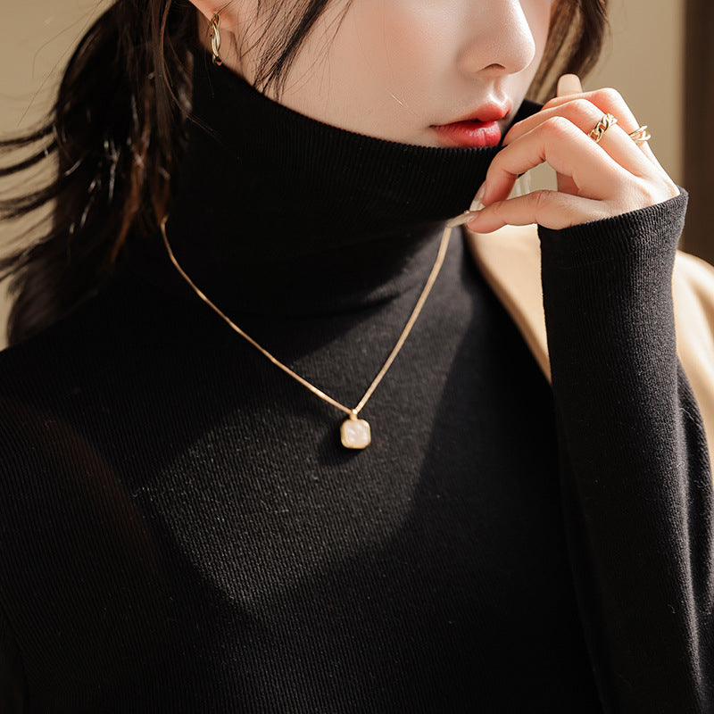High neck warm top