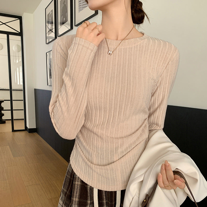 Round neck slim fit long sleeved top T-shirt