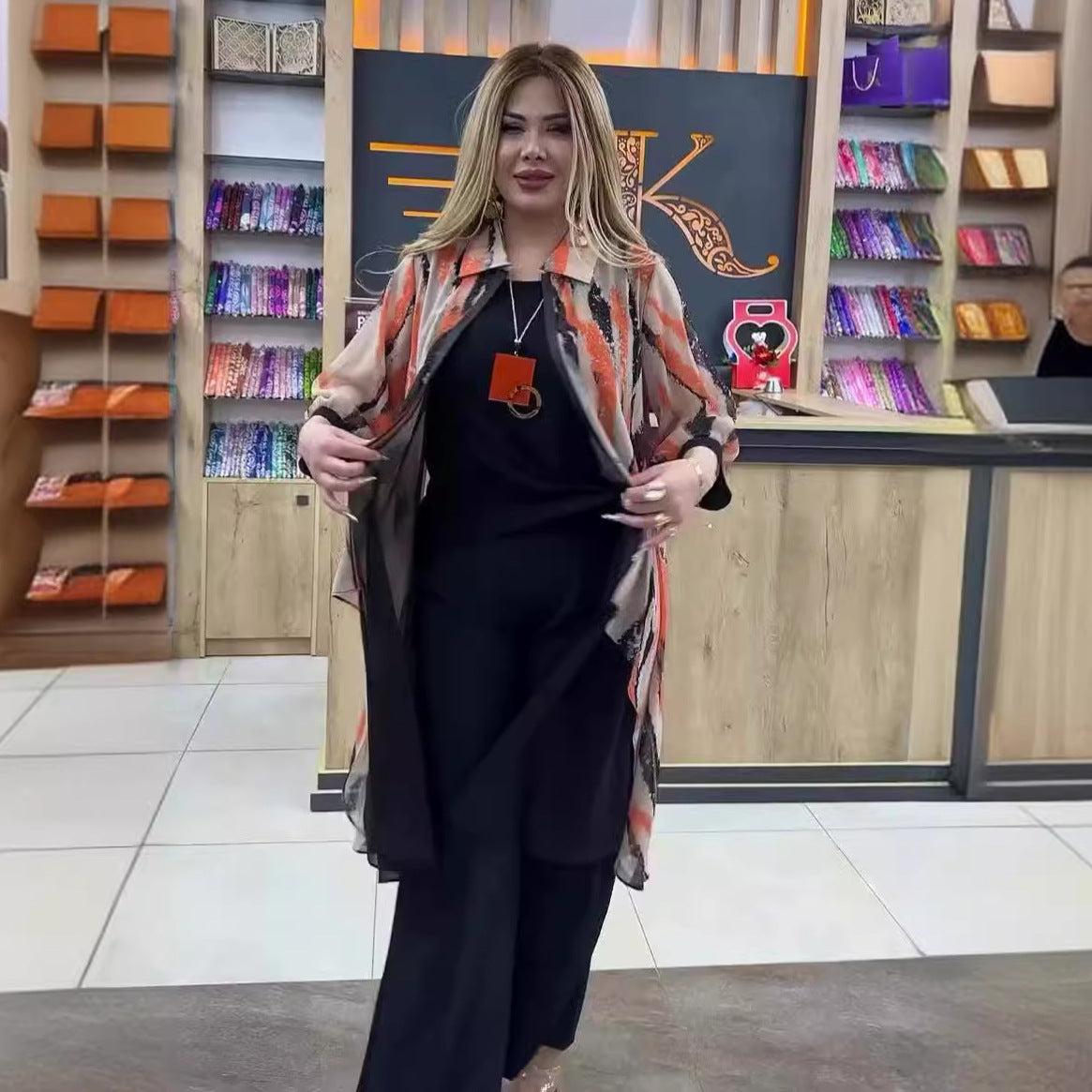 Printed seven quarter sleeve zipper cardigan with tailcoat and slit chiffon shirt