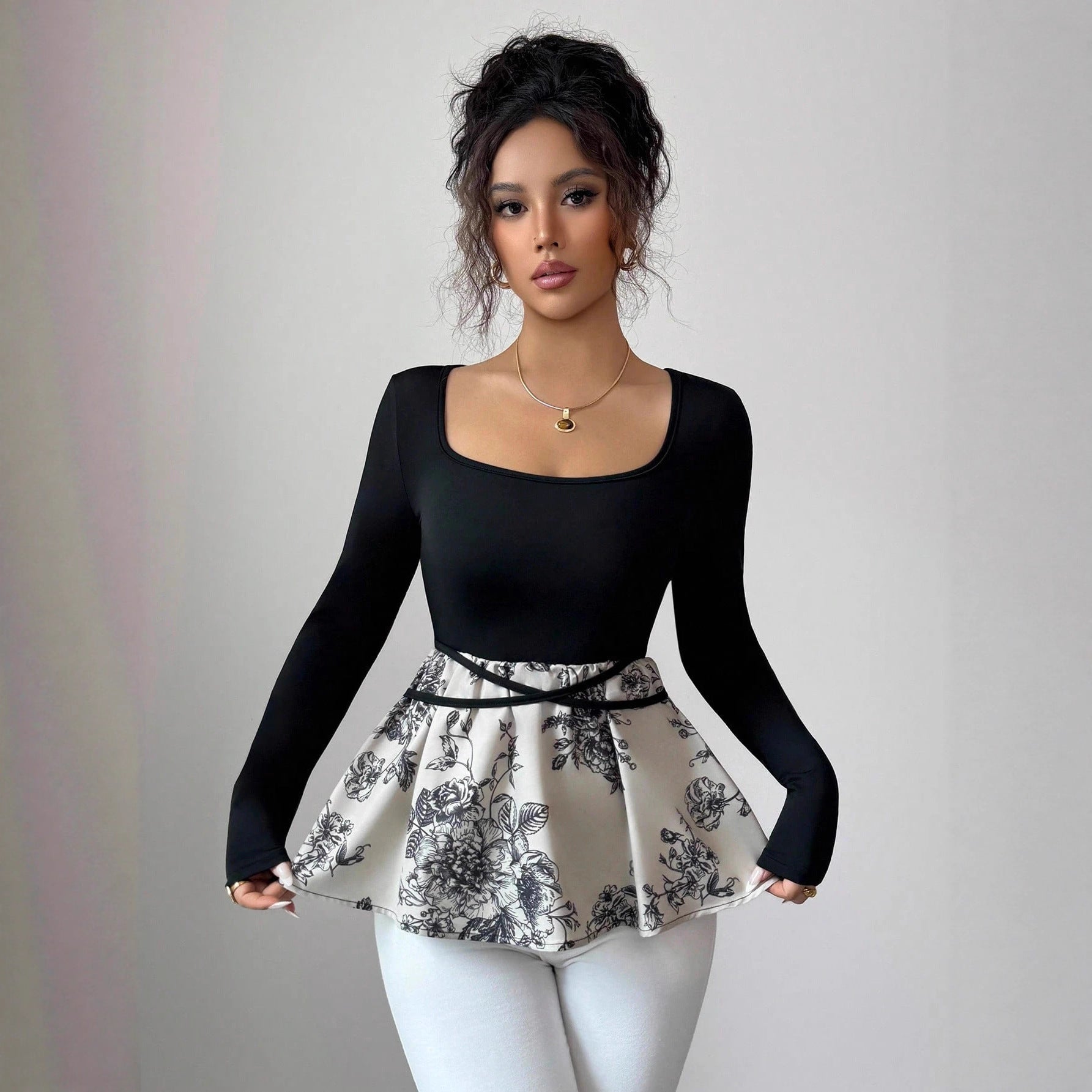 Square collar lace up slim fit top