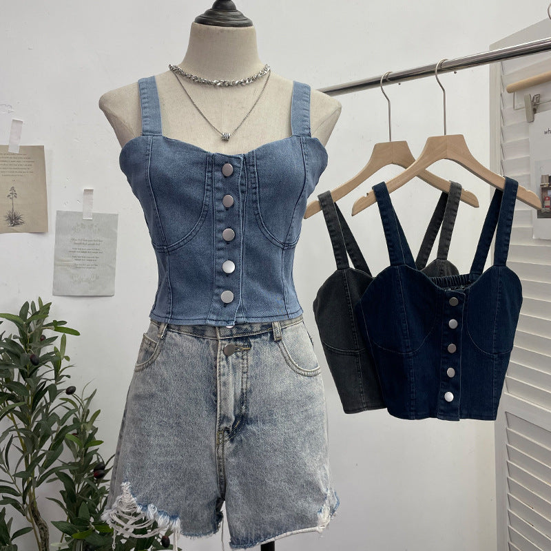 Single breasted short crop top with exposed navel slim fit sleeveless top