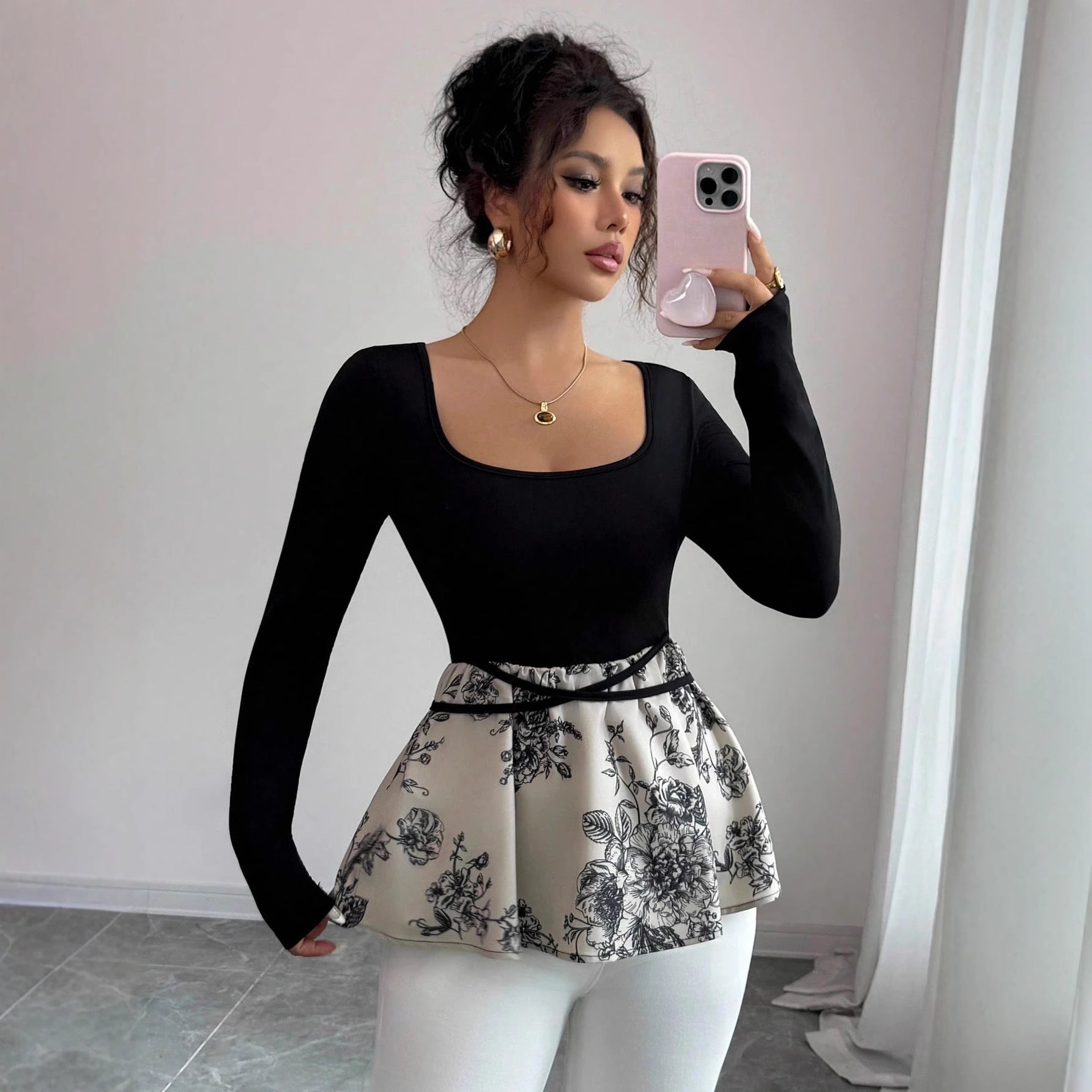Square collar lace up slim fit top