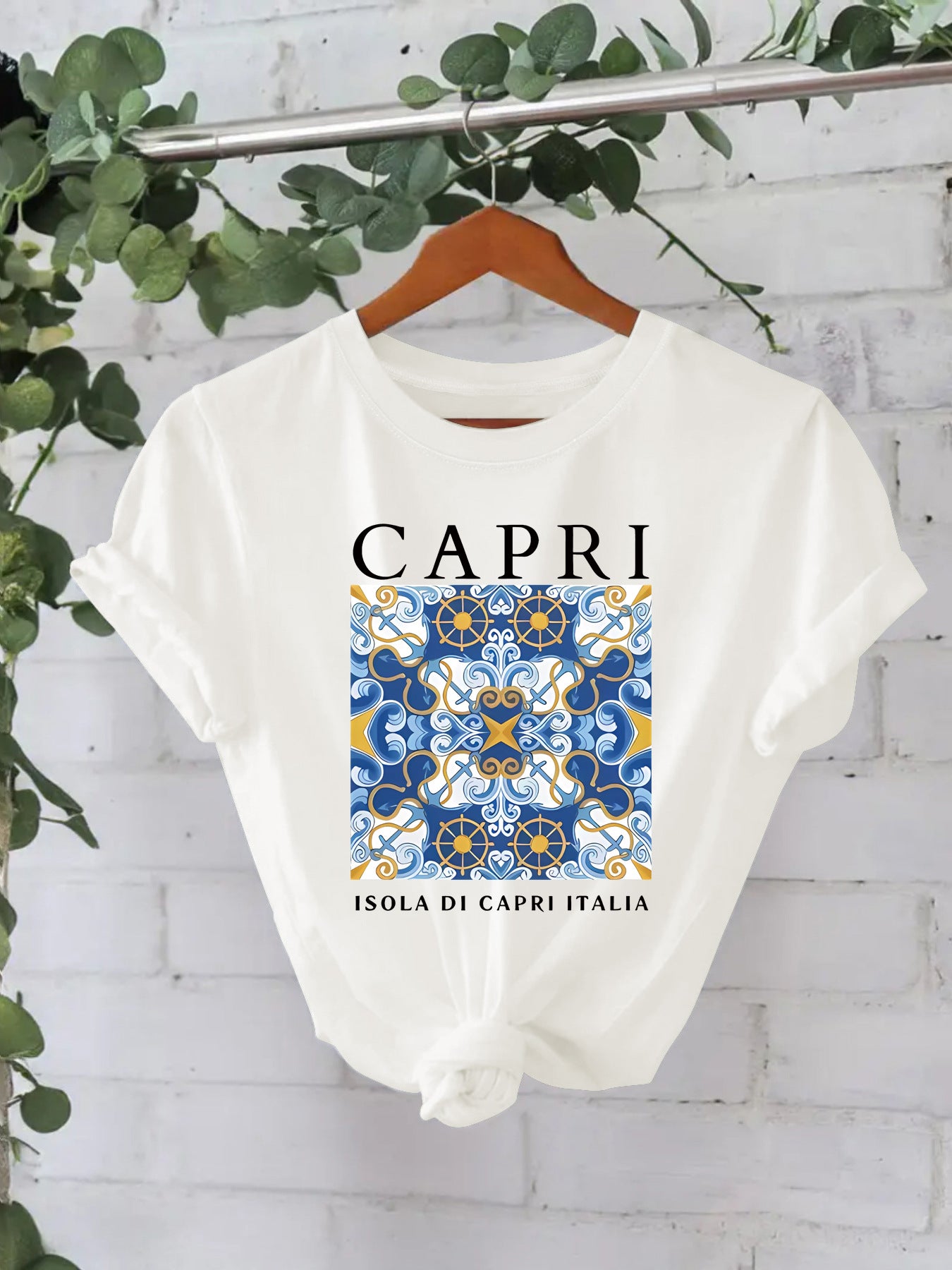 CAPRI Pattern Loose Short Sleeve Round Neck T-shirt